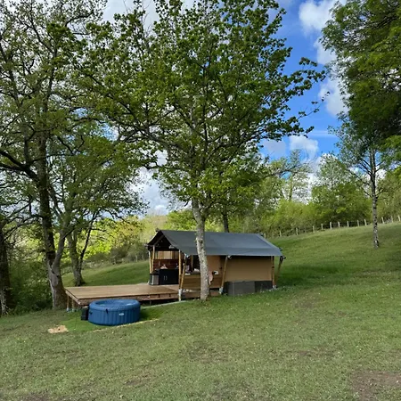 Lodge Libellule Dans Un Petit Coin De Paradis Cazats